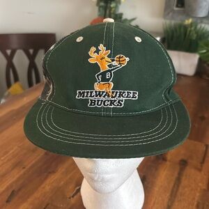 New No Tags Milwaukee Bucks Retro #8 Marques Johnson BMO Classics Ball Cap